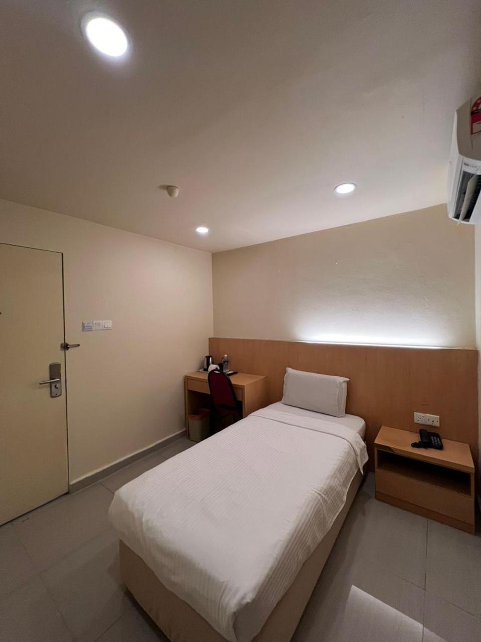 Hotel South Of The Clouds Kl Sentral 吉隆坡彩云之南酒店-中央车站店 3*